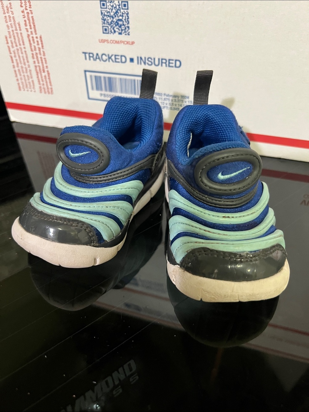 Nike Kids Blue and Aqua Slip-On Wave Sneakers
